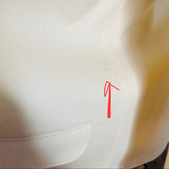 Great Vintage Cream 100% Wool Blazer & Skirt Suit - Picture 15 of 15